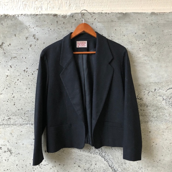 Vintage Pendleton Black Blazer - Picture 3 of 6